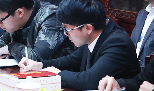 “東方魂杯”大學(xué)青年榜樣激勵(lì)賽第十一次學(xué)習(xí)會(huì)簡(jiǎn)報(bào).png